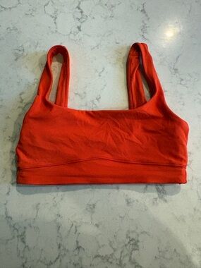 Vuori Square-Neck Sports Bra - Bright Red